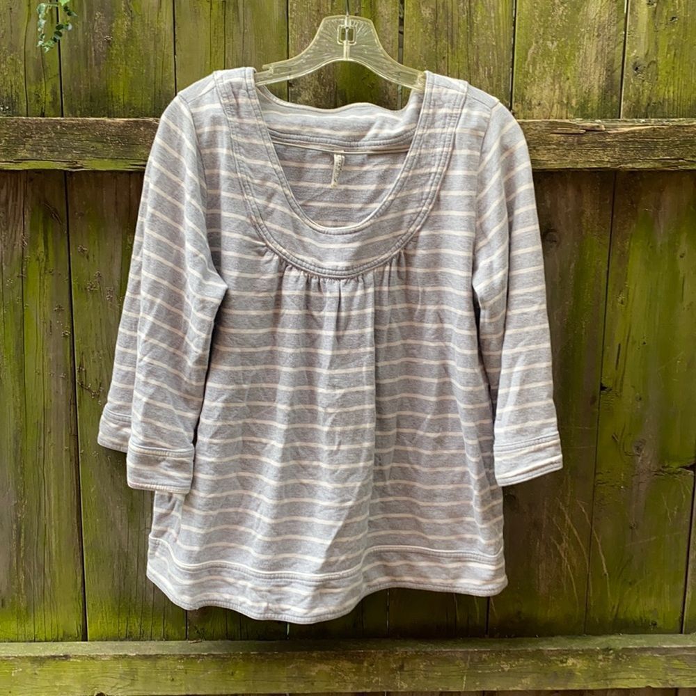 Old Navy striped top sz. L